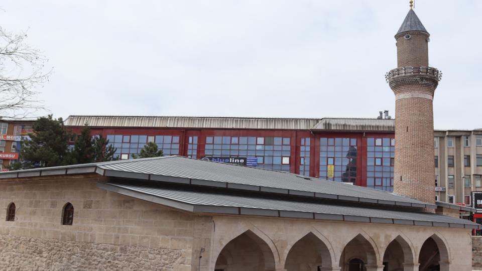 TARİHLE BULUŞMA VAKTİ