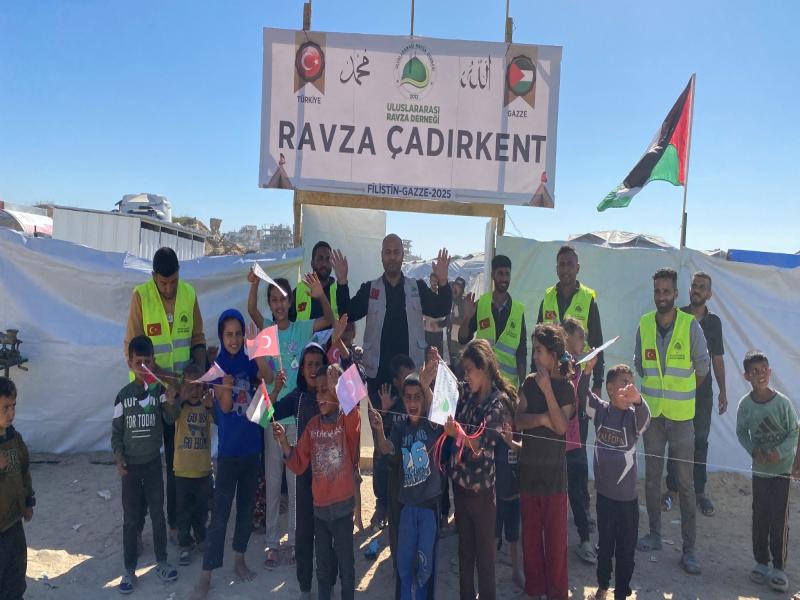 KUZEY GAZZE'DE ÇADIR KENT