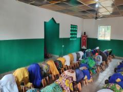 Siz Değerli Bağışçılarımızın Katkısı ile Afrika Nijerya'daki Muhsinin Cami Hizmete Girdi.