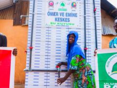 Afrika'da Benin'de Mart 2026 da açtığımız Depolu, Çok Çeşmeli Su Kuyumuz Allah’ın izniyle faaliyete geçmiştir.