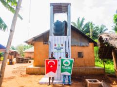 Afrika'da Benin'de Mart 2026 da açtığımız Depolu, Çok Çeşmeli Su Kuyumuz Allah’ın izniyle faaliyete geçmiştir.