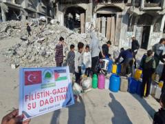GAZZELİ KARDEŞLERİMİZİN YANINDAYIZ.