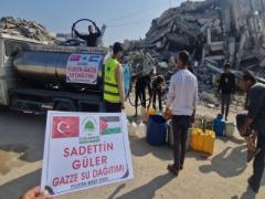 GAZZELİ KARDEŞLERİMİZİN YANINDAYIZ.