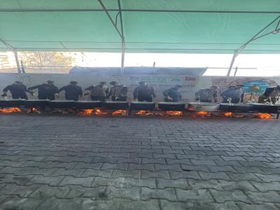 RAMAZAN BOYUNCA ONBİNLERCE GAZZELİ KARDEŞLERİMİZE İFTAR VERMEYE DEVAM EDECEĞİZ .