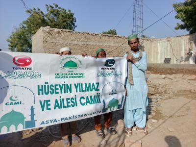 Pakistan\'da Yapımına Başlanan Hüseyin Yılmaz ve Ailesi Camii İnşa Çalışmaları Tüm Hızıyla Devam Ediyor.